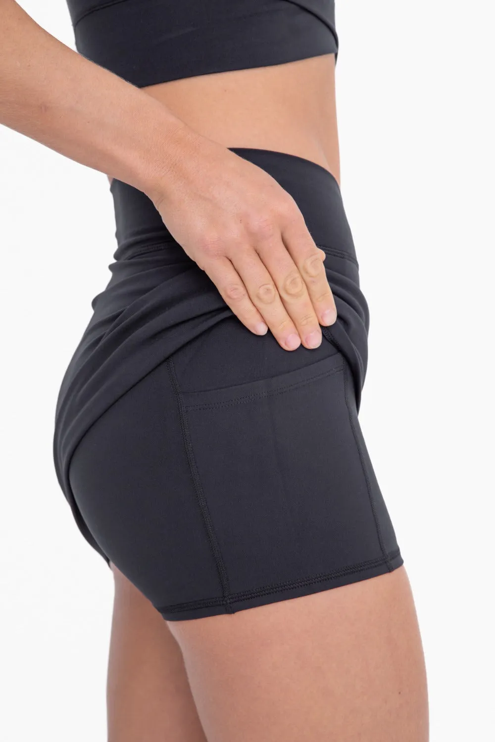 Mono B Venice Crossover Waist Active Skort In Black